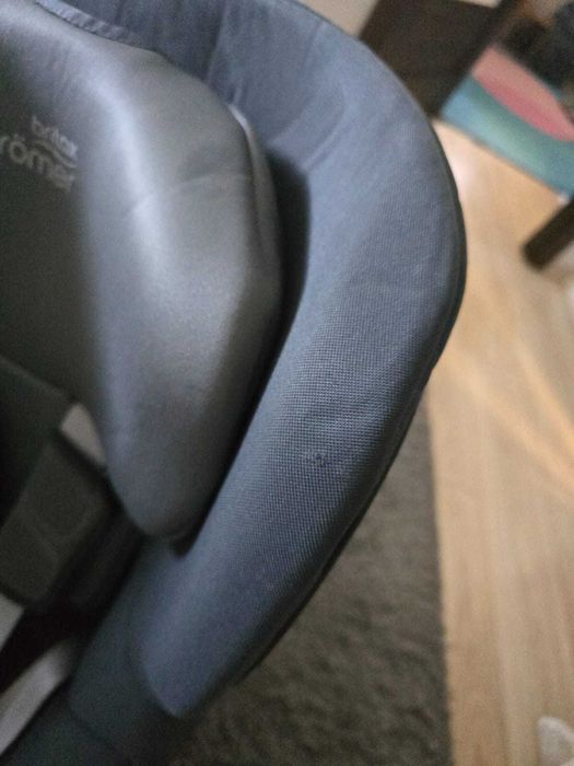 Fotelik samochodowy obrotowy Britax Romer DUALFIX M i-SIZE