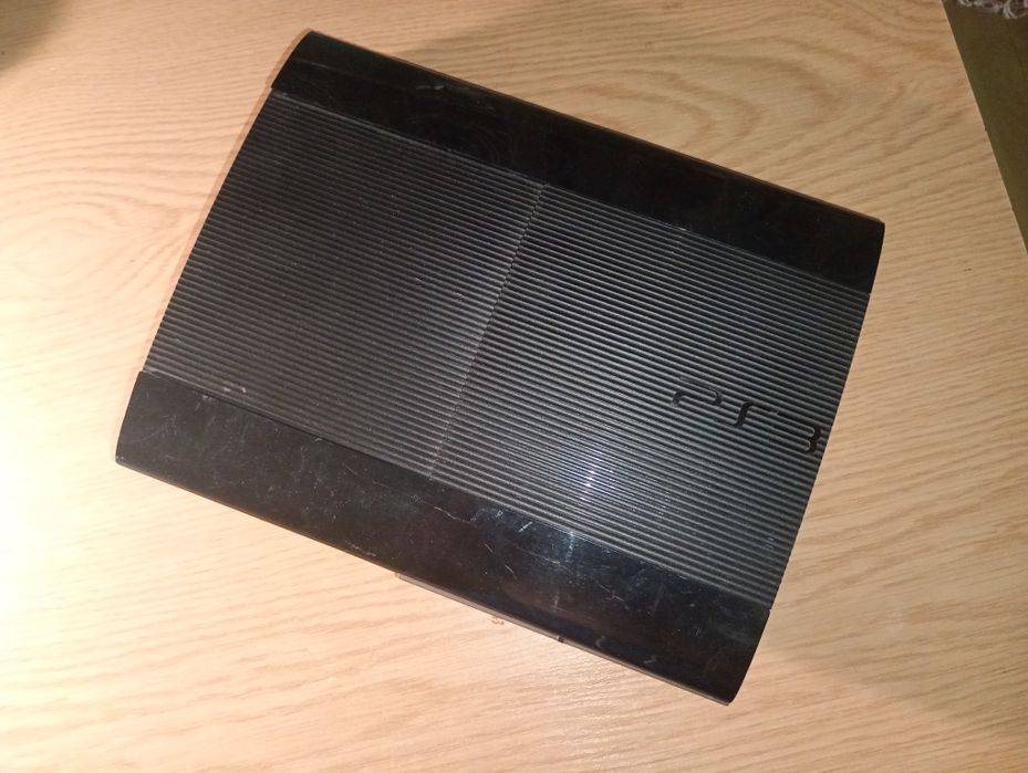 Sony PS3 super slim 500gb HEN 4.92 PKGI gry pad