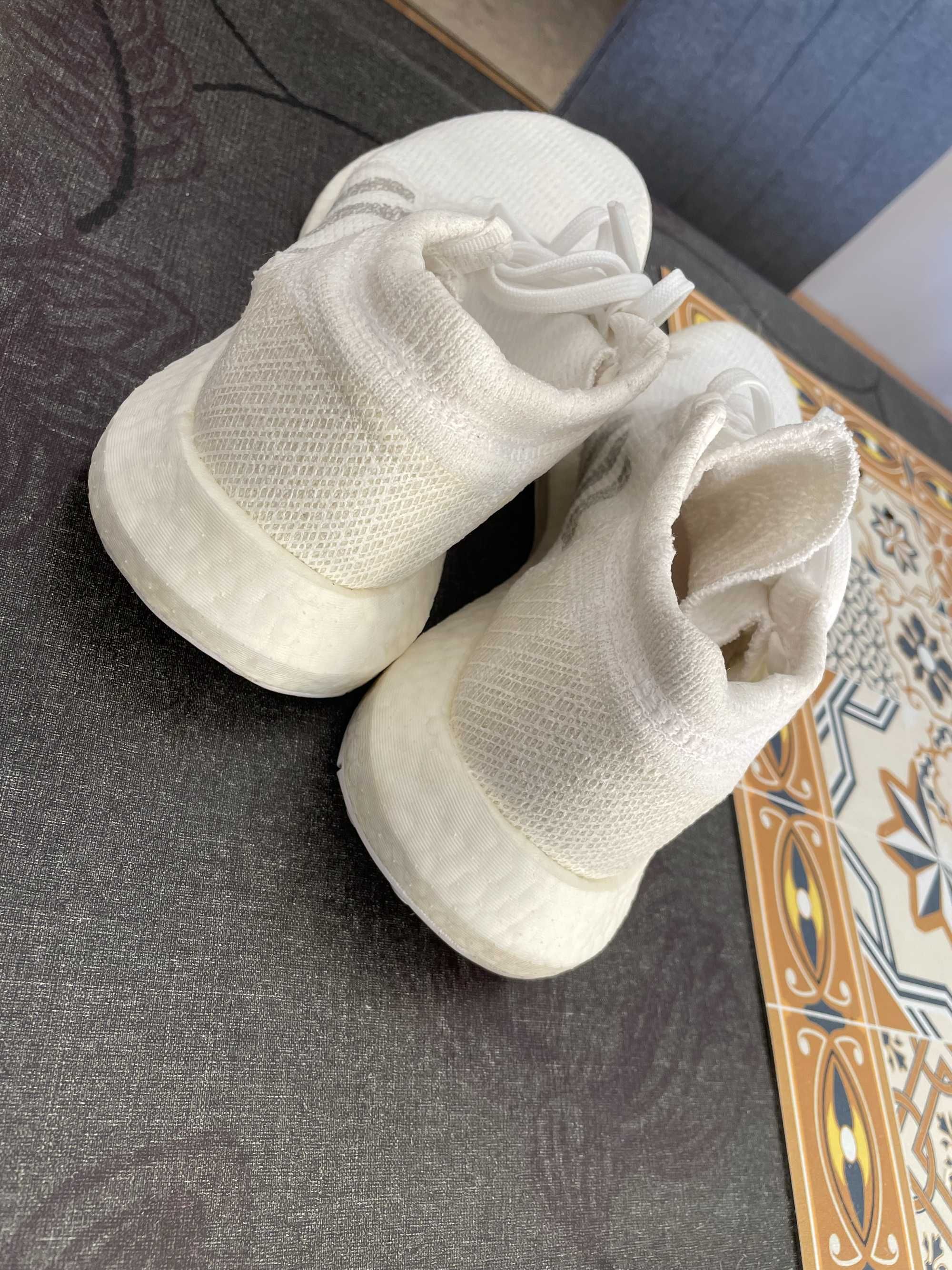 Adidas Pureboost – Tamanho 43 (Novas)