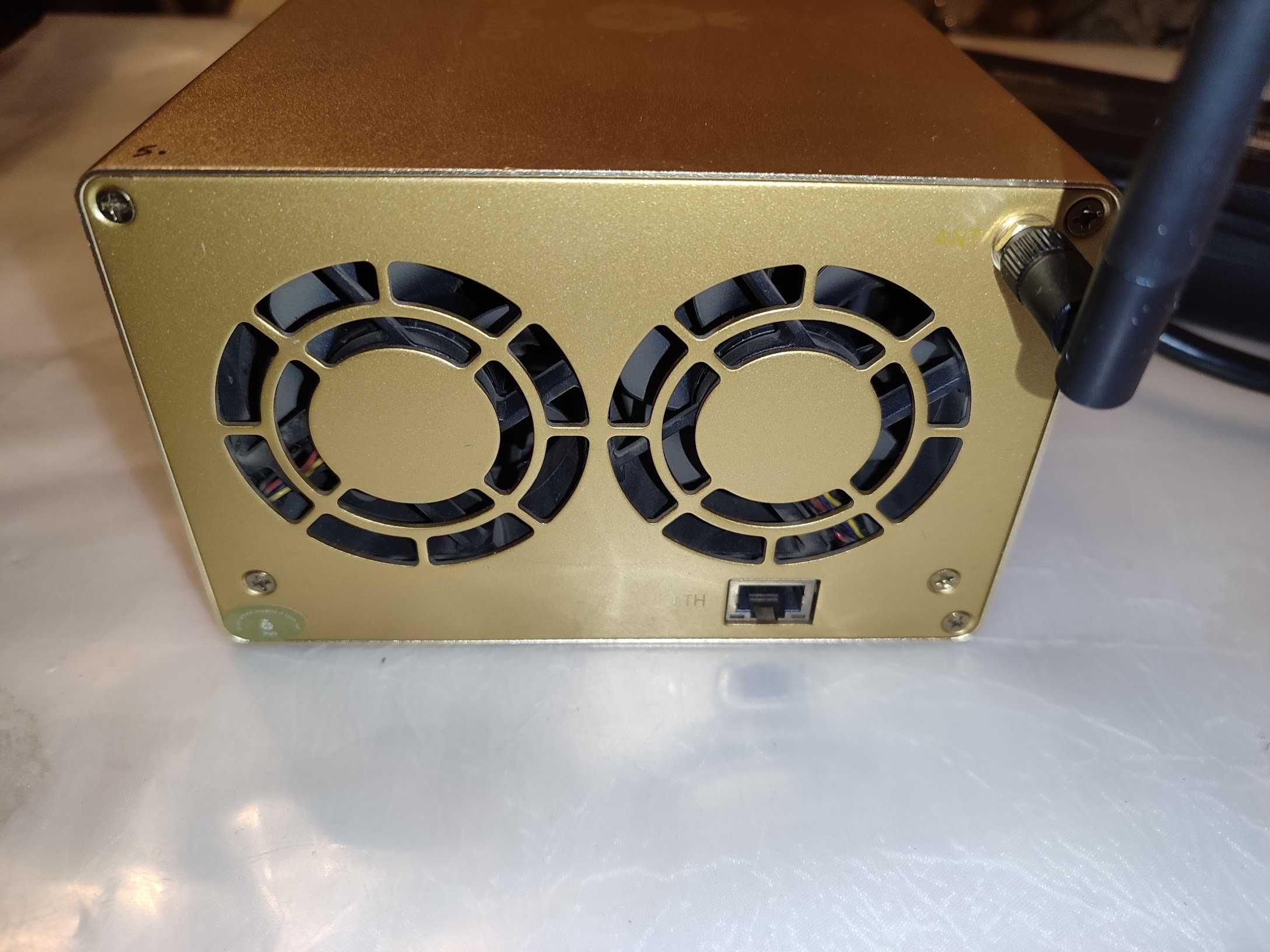 Asic miner Ipollo V1 mini 300-320Mh