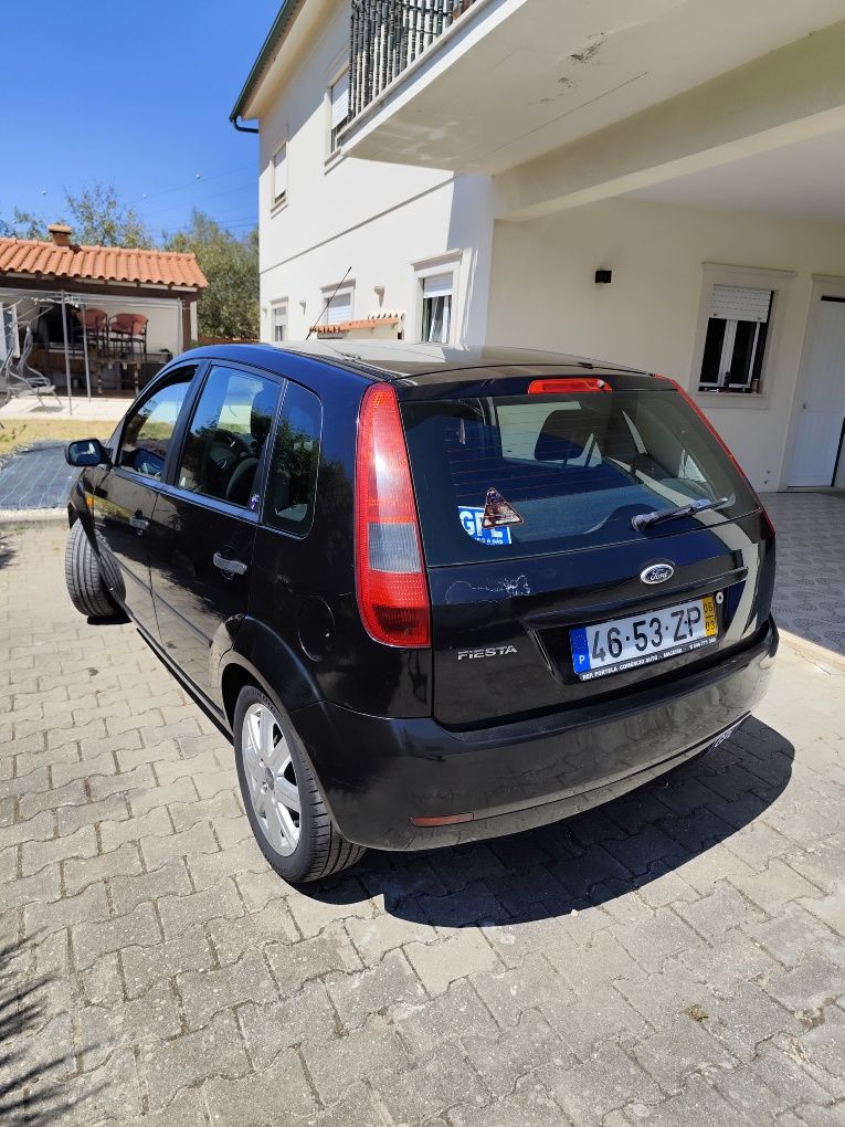 FORD Fiesta  Viatura a GPL