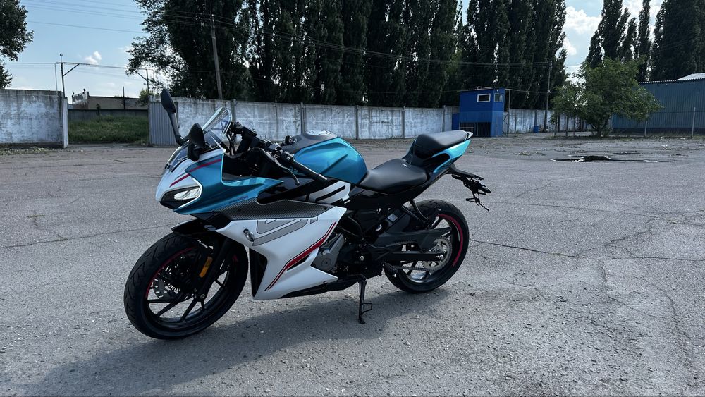 Мотоцикл CFMOTO 250SR LITE на Інжекторі