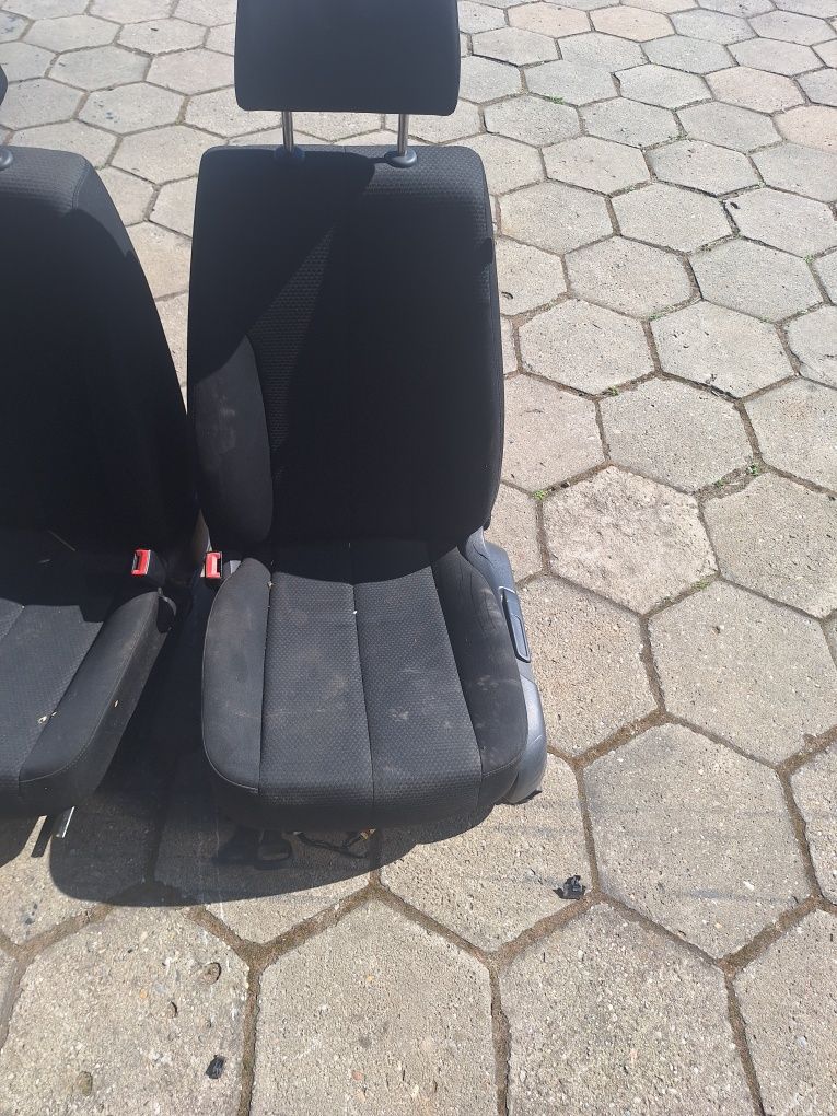 Fotele komplet VW Passat B6