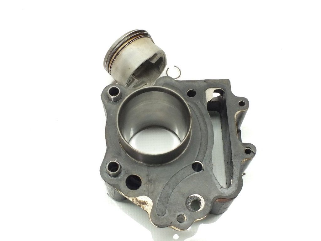 Cylinder Z Tłokiem Peugeot Satelis 125 Geopolis