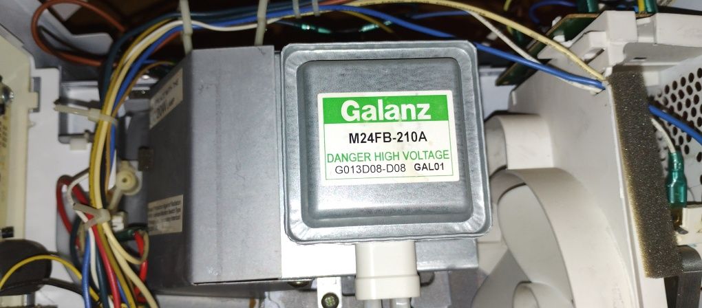 Magnetron do mikrofalówki Galanz  M24FB
Galanz

M24FB-210A