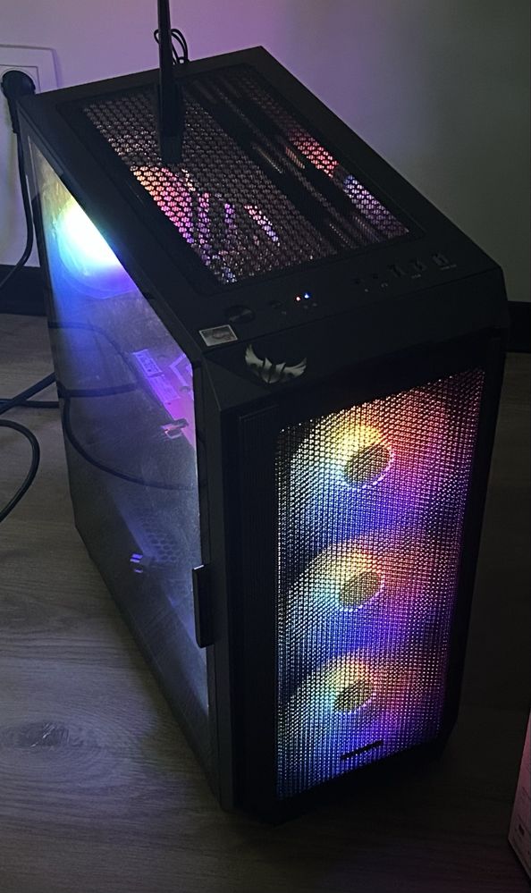 Komputer PC gamingowy