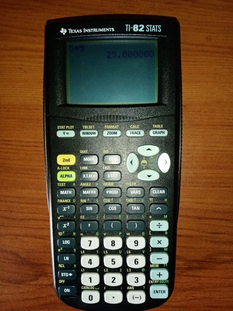 Máquina Calculadora TI-82 STATS