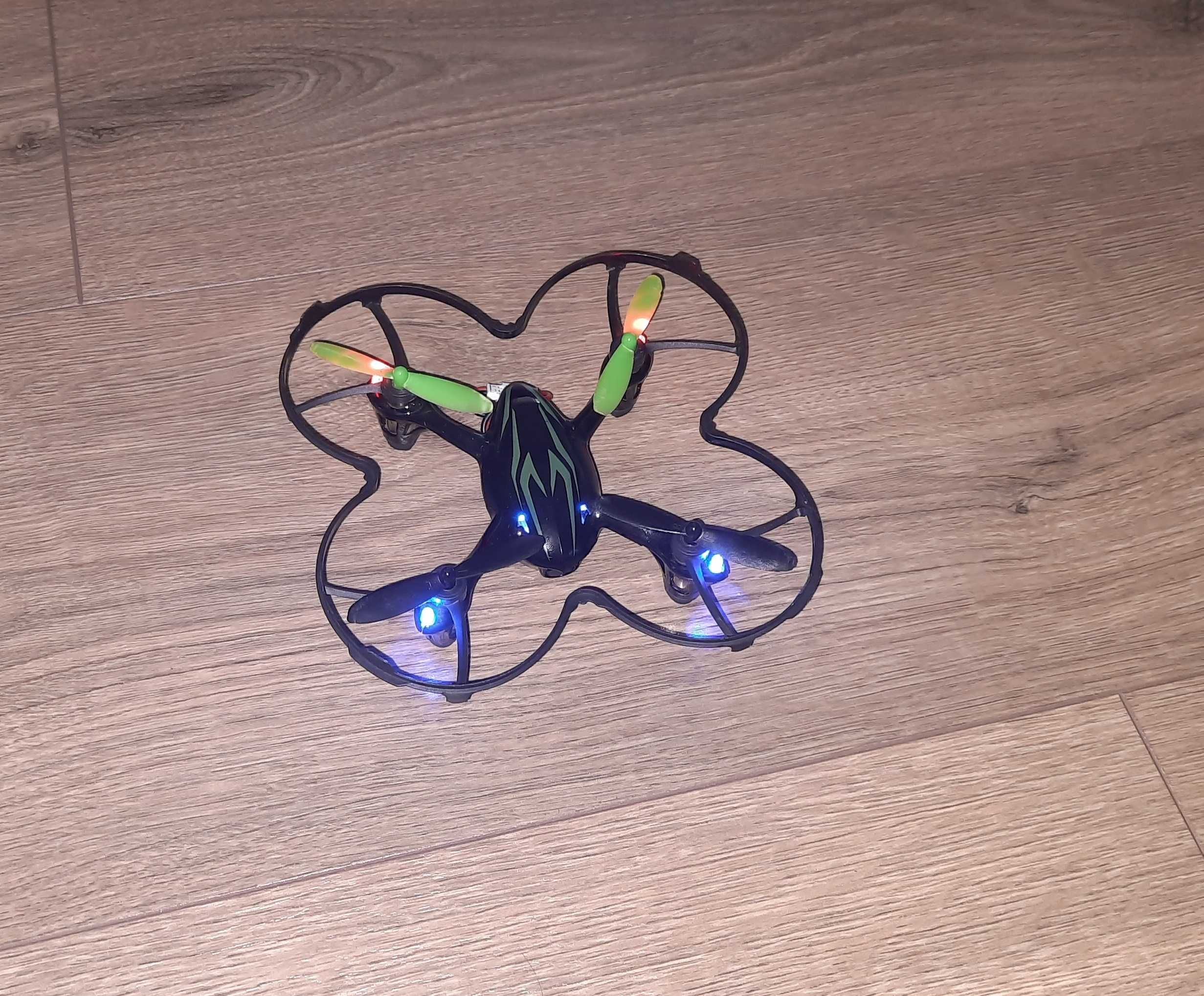 Б/у мини квадрокоптер Hubsan X4 Н107С с HD камерой, без батареи