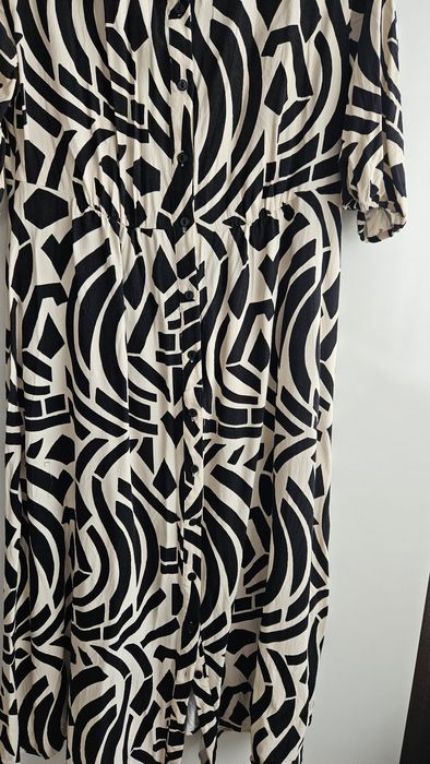 Sukienka midi rozm. L