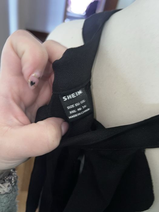 Vestido casual preto