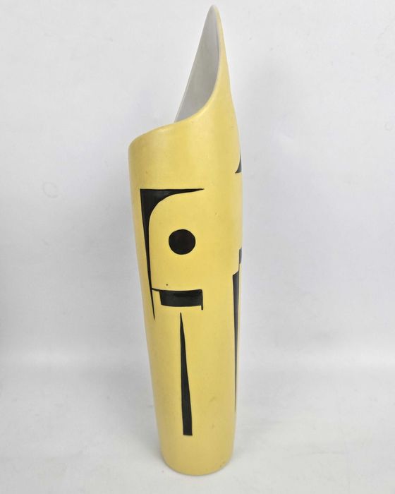 New Look Wazon a'la Picasso Zsolnay Török Janos Węgry lata 60-te 27cm