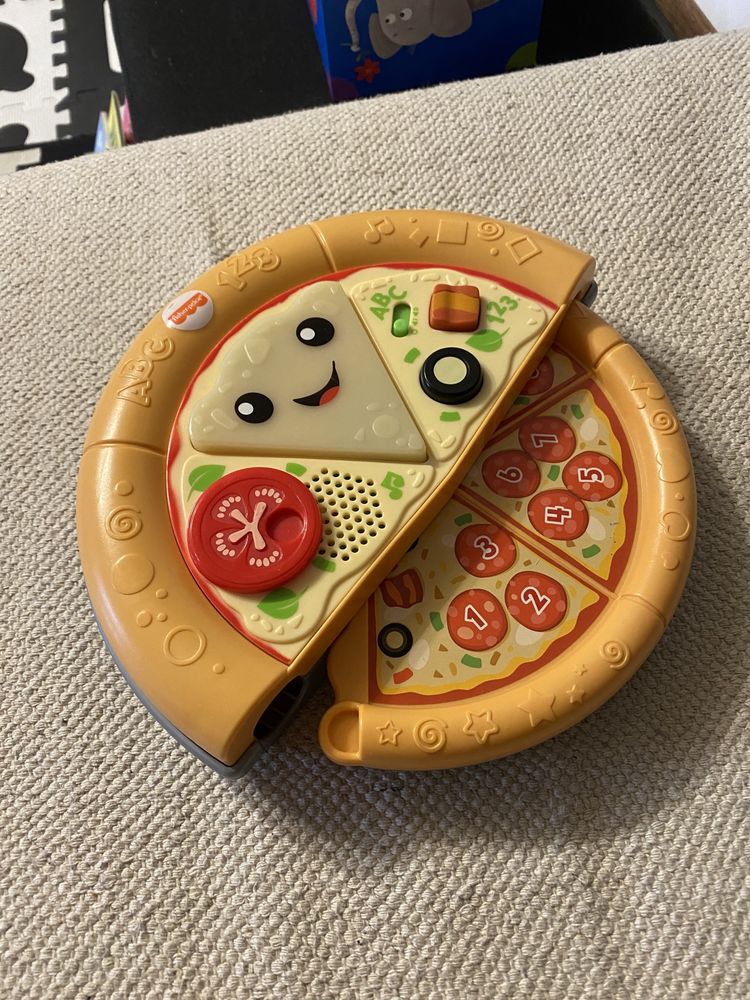 Wesoła pizza zabawka interaktywna Fisher Price