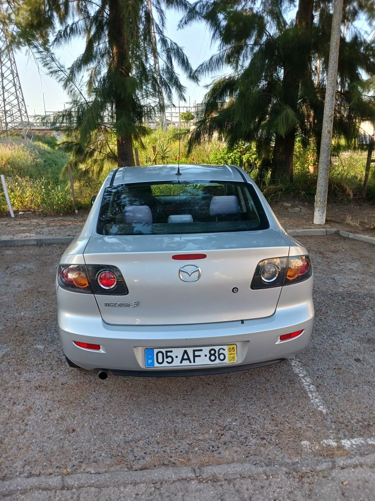 Mazda 3 Exclusive - 1 único proprietário