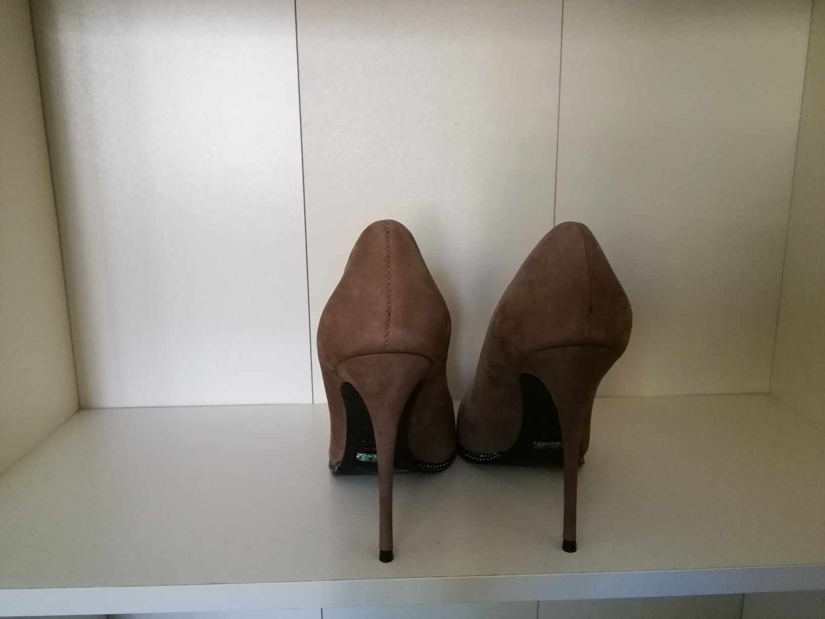 Vendo Scarpin Schutz