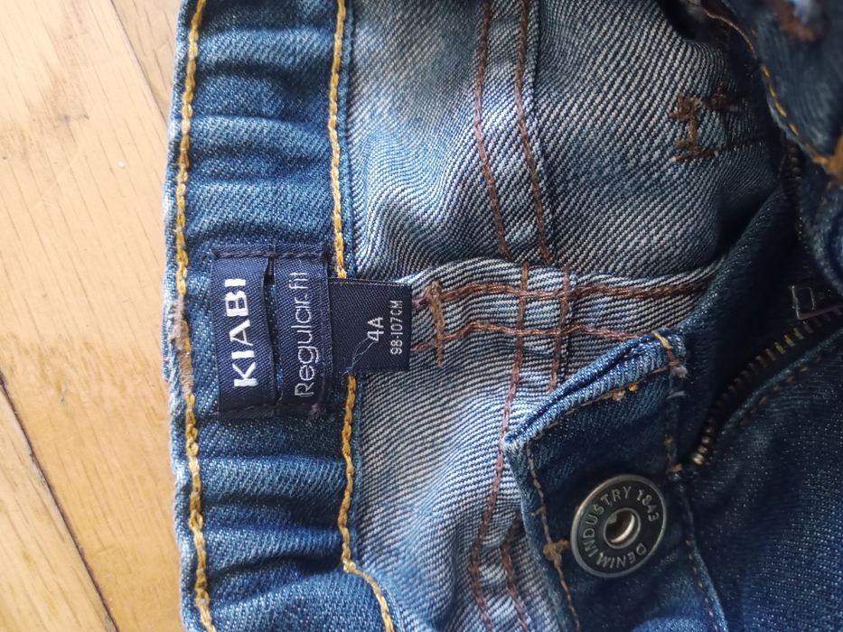 Для хлопчика 4-5 р.