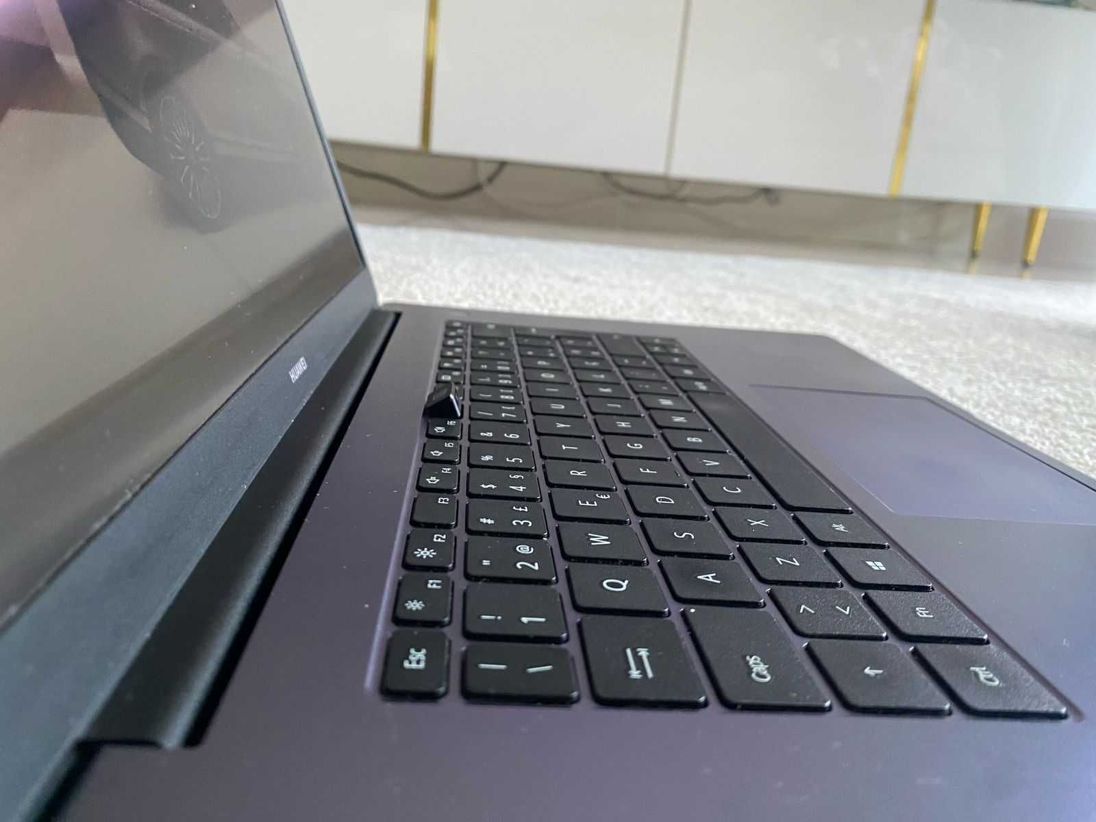 Huawei MateBook D15 – Potência e Estilo por um Preço Imperdível!