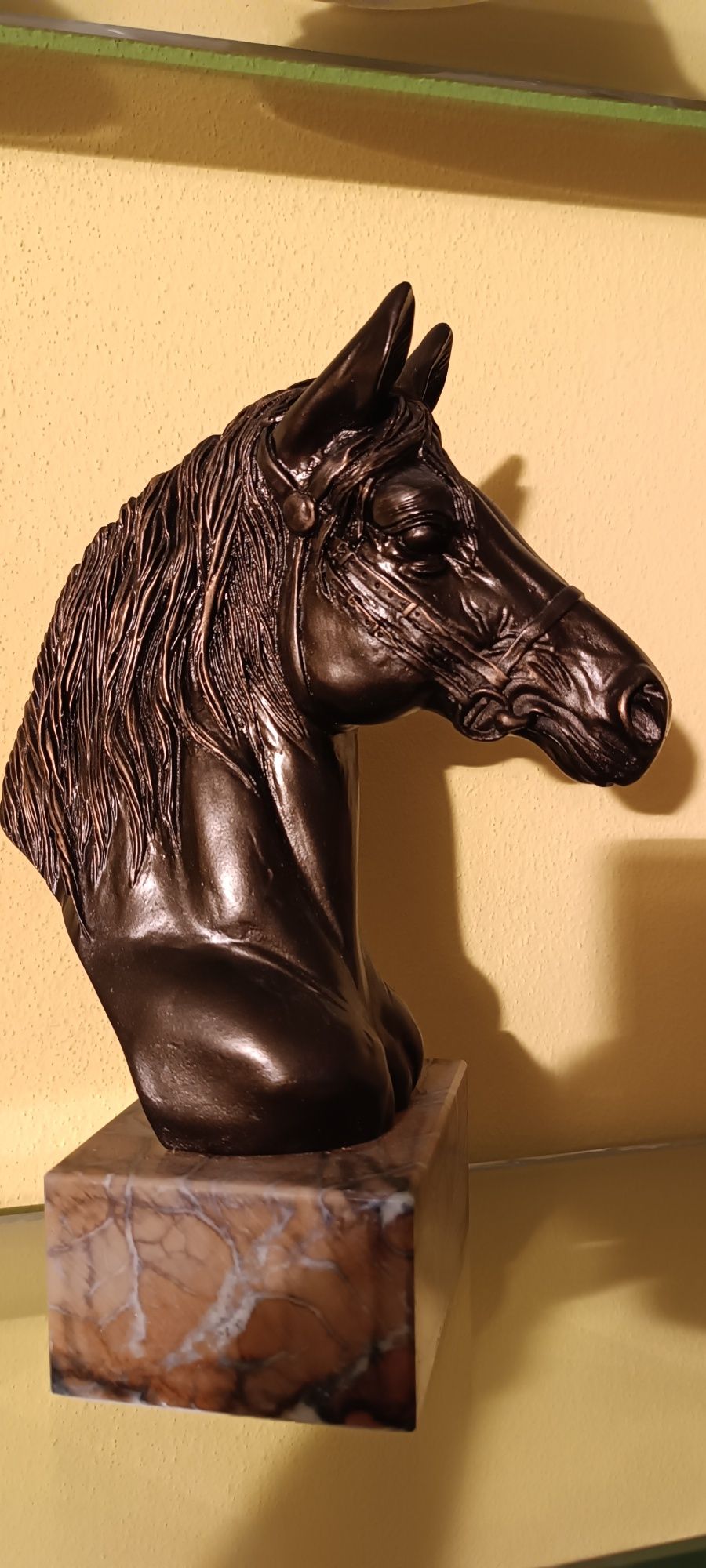 Estatueta cabeça de cavalo
