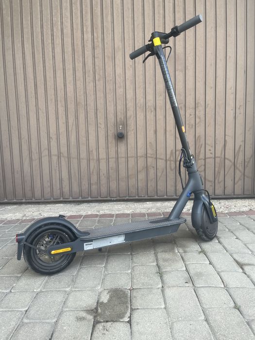 Hulajnoga Mi scooter 3.