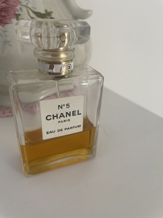 Perfumy chanel no 5.
