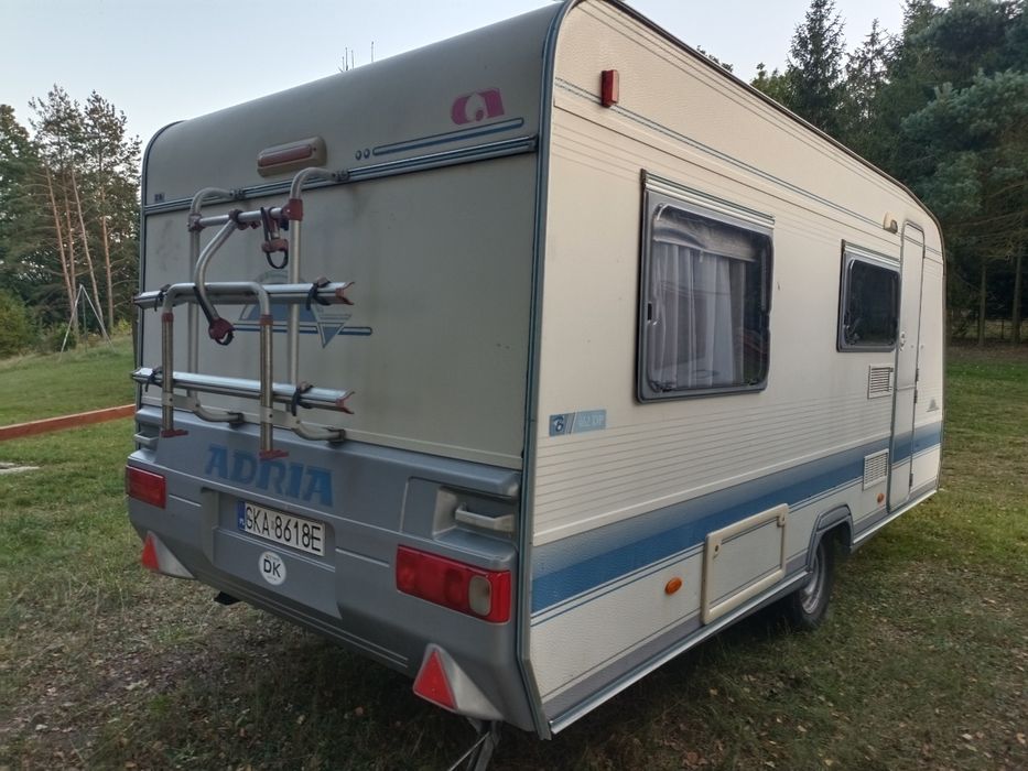 Adria 462 DP-łóżko francuskie,przedsionek,posezonowa wyprzedaż