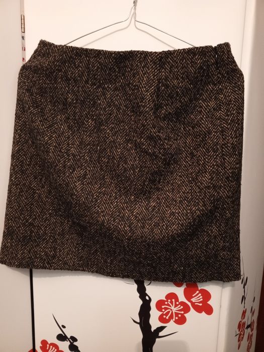 Тепла міні спідниця