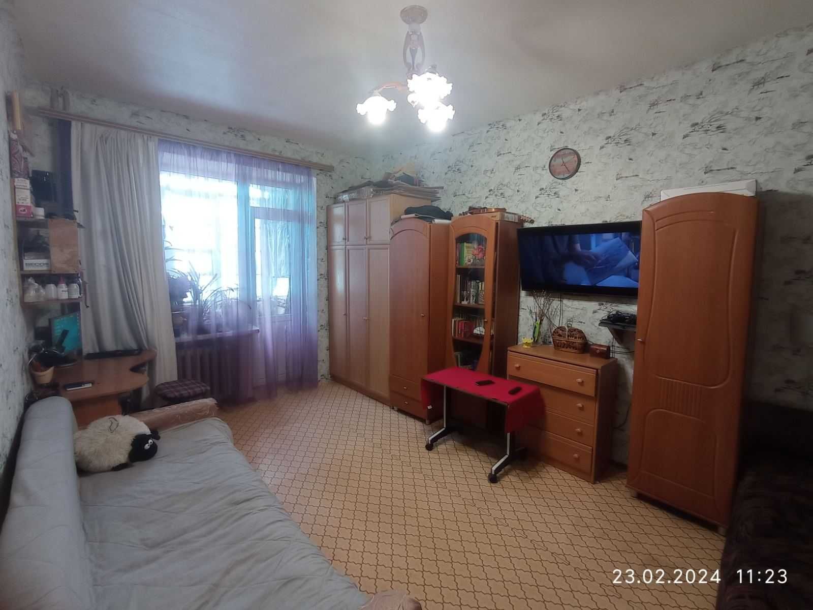 Продам 2 квартиру метро ХТЗ ул.Мира 30,Американка 2/4 ц25 т.д.торг