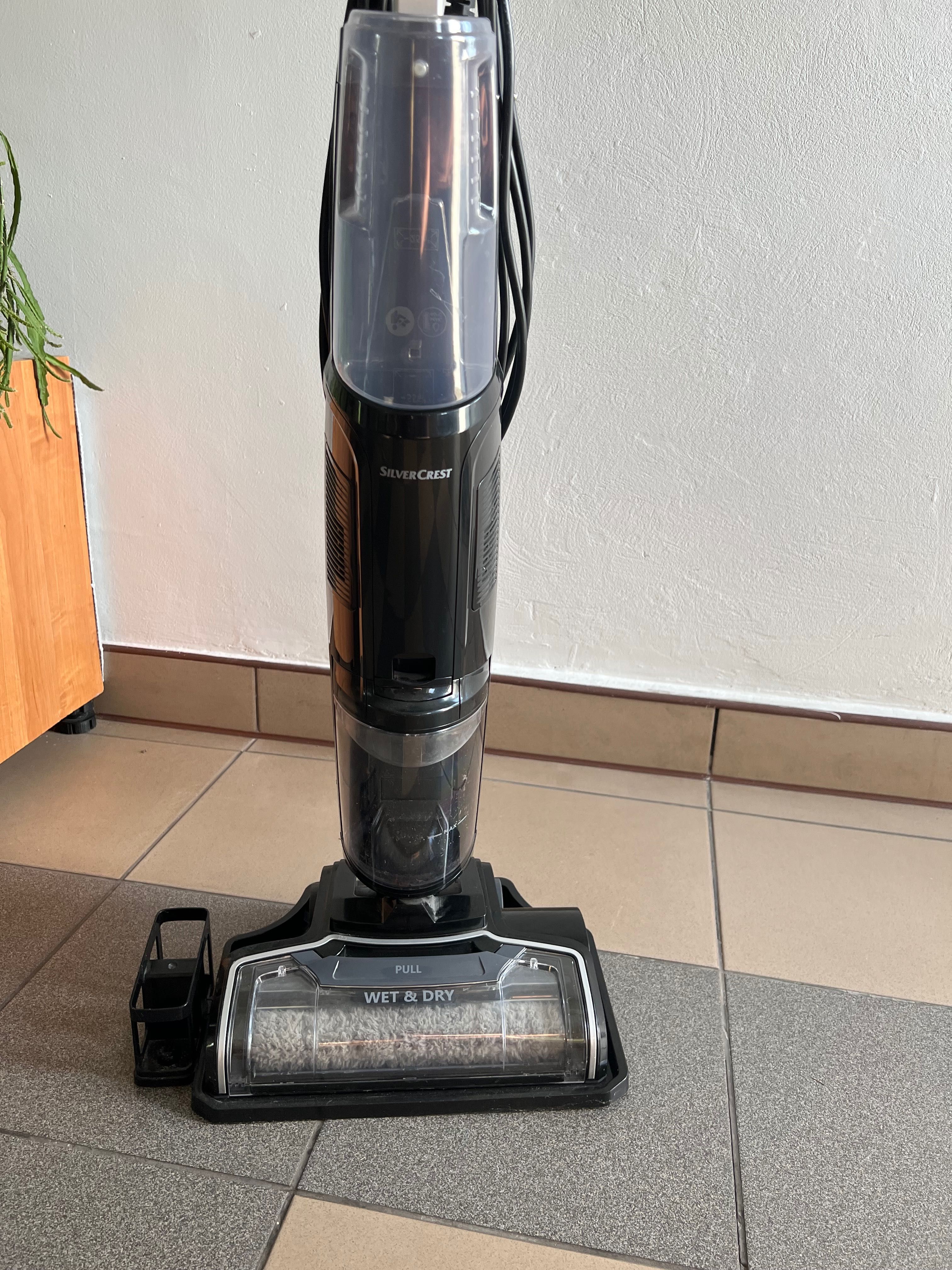 Odkurzacz wodny Silvercrest SHBR 560 A1 560 srebrny/szary