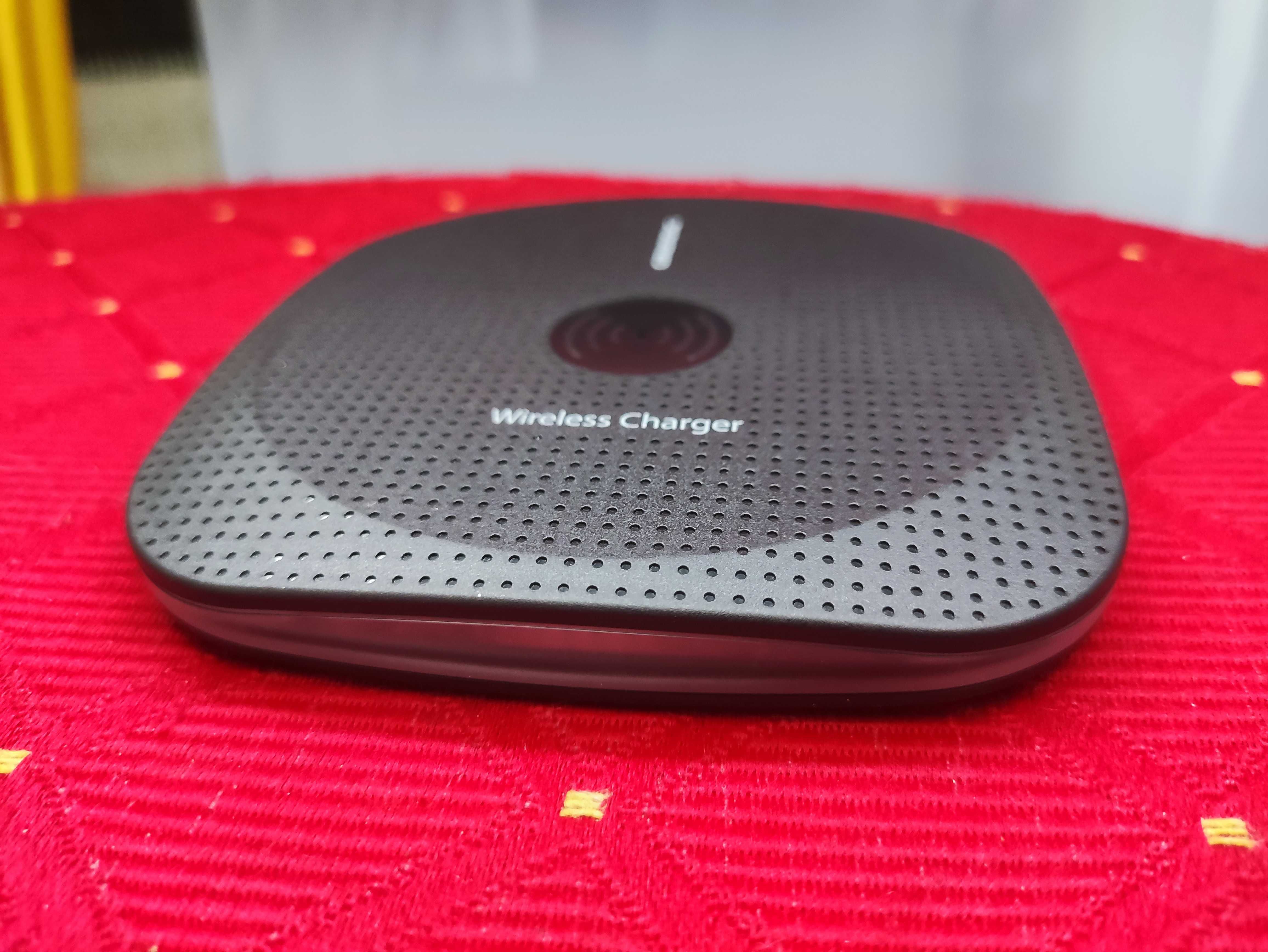 Uniwersalna ładowarka indukcyjna do telefonu smartfon bezprzewodowa Qi