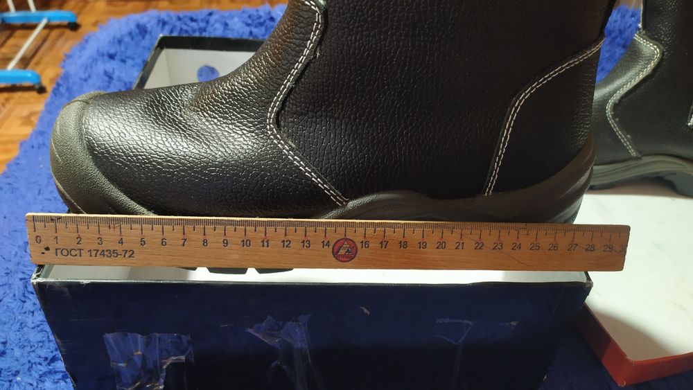 Сапожки зимні робочі.