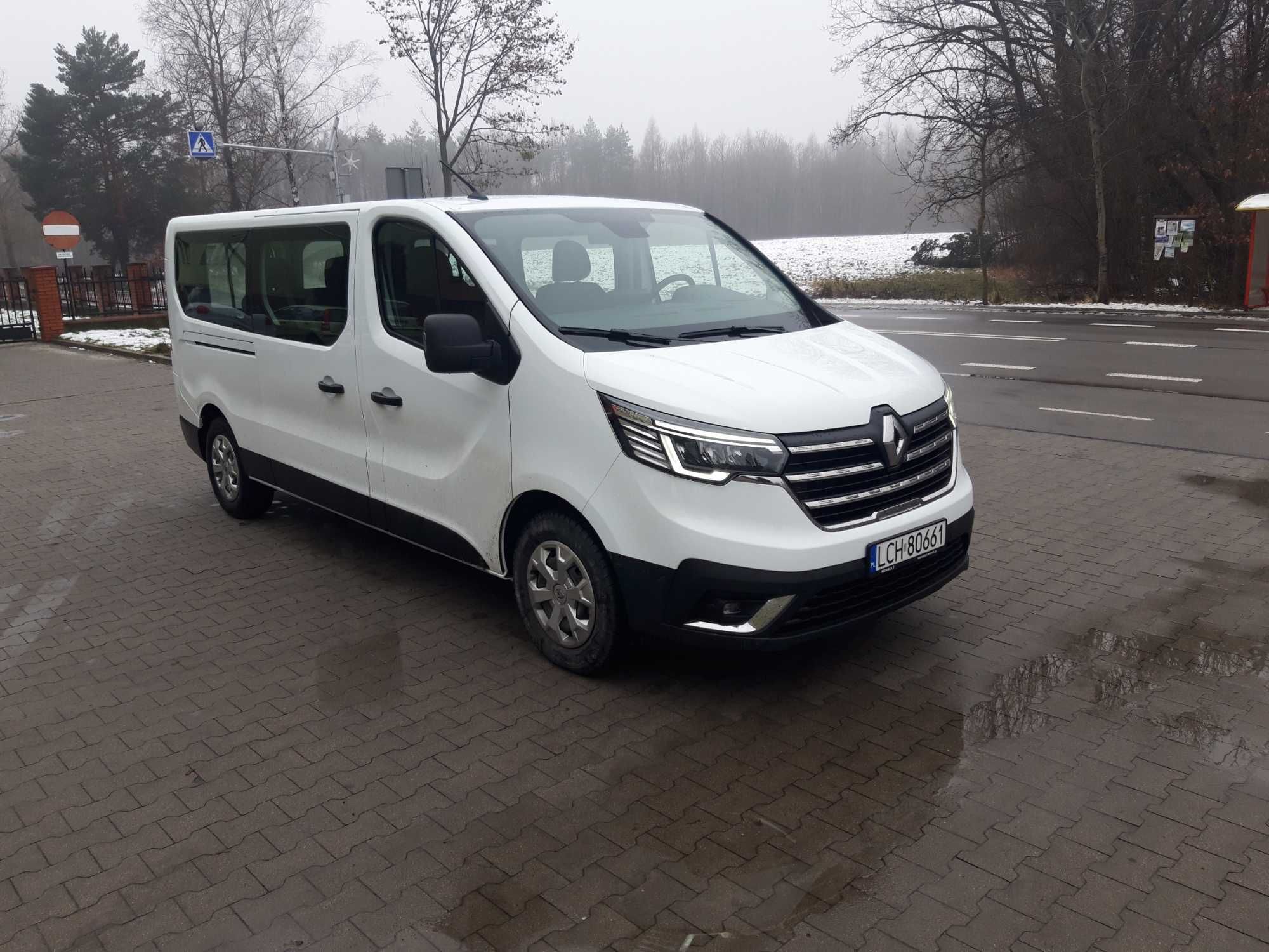 Wynajem busa 9 osobowego,przewóz osób