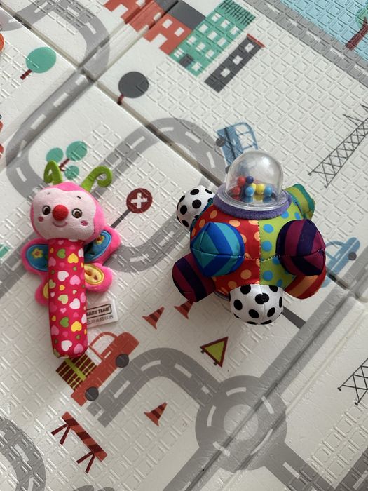 Дитячі брязкальця