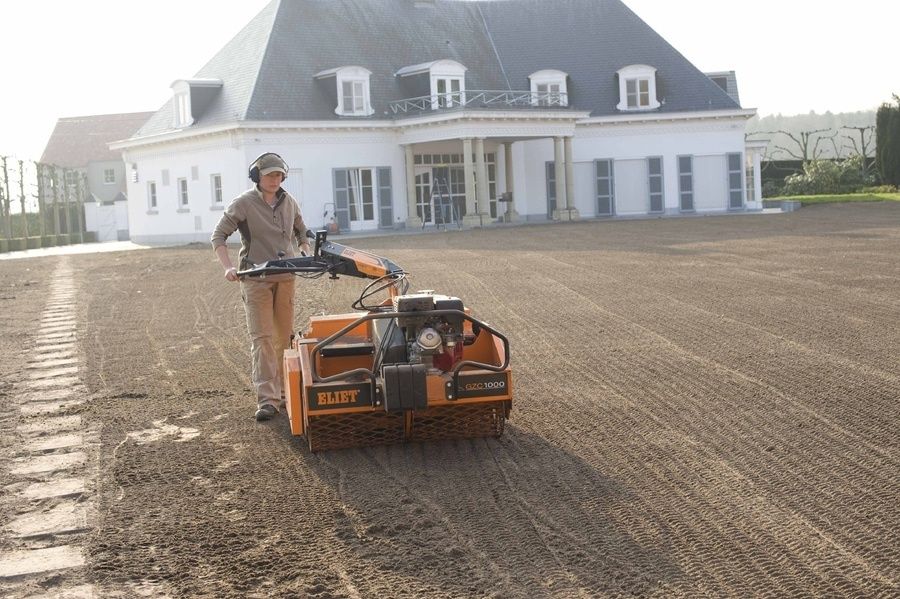 Profesjonalny wysiew trawy, zakładanie trawników, Eliet GZC 1000