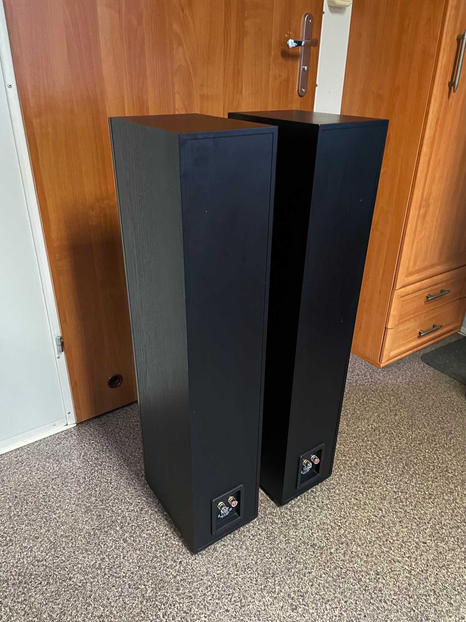 Kolumny podłogowe JBL / CANTON LE700