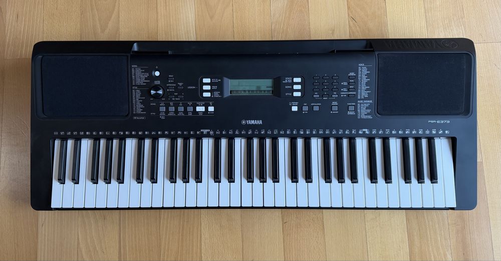 Piano Yamaha PSR-E373