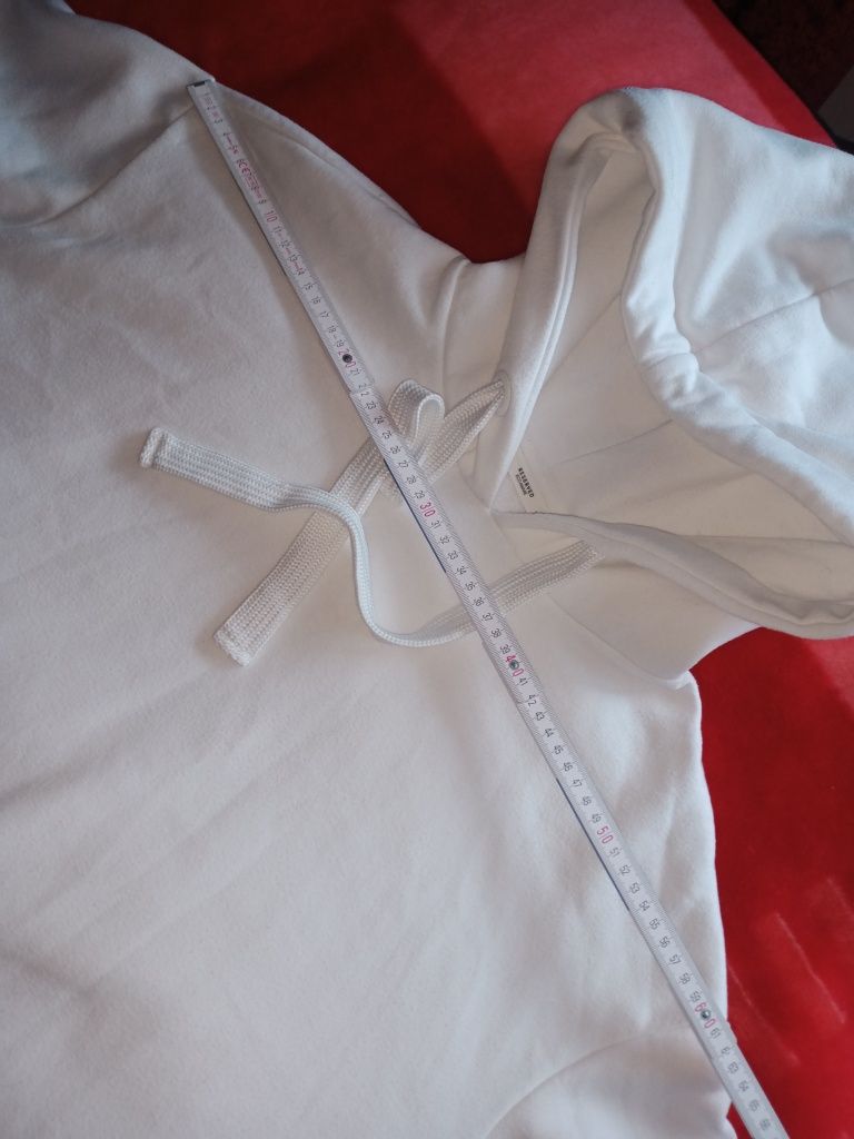 Biała, ciepła bluza damska z kapturem Reserved Eco Aware