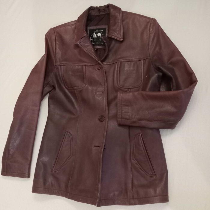 Кожаный  пиджак курточка винного цвета