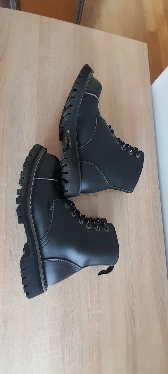 Glany NAGABA 6H czarny vegan