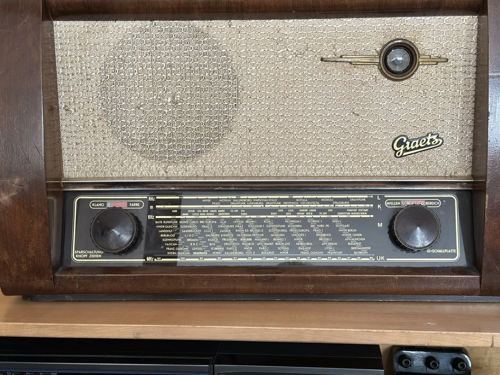 Sprzedam stare Radio Graetz