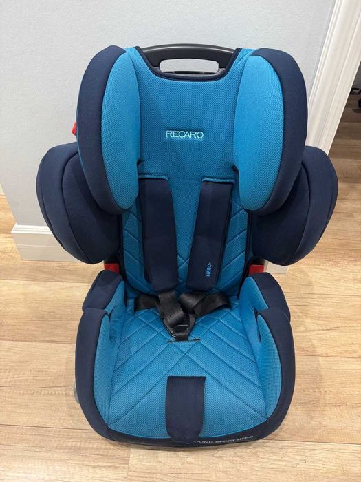 Дитяче автокрісло RECARO YOUNG SPORT HERO 9-36 кг