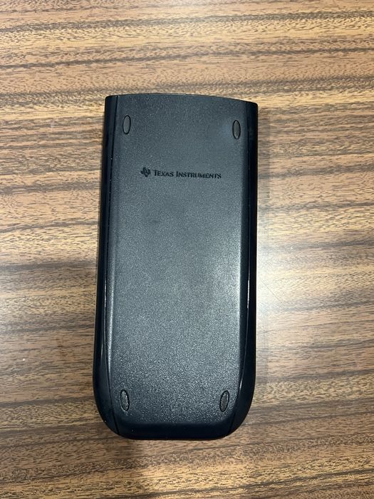 Calculadora Texas “TI-84 Plus”