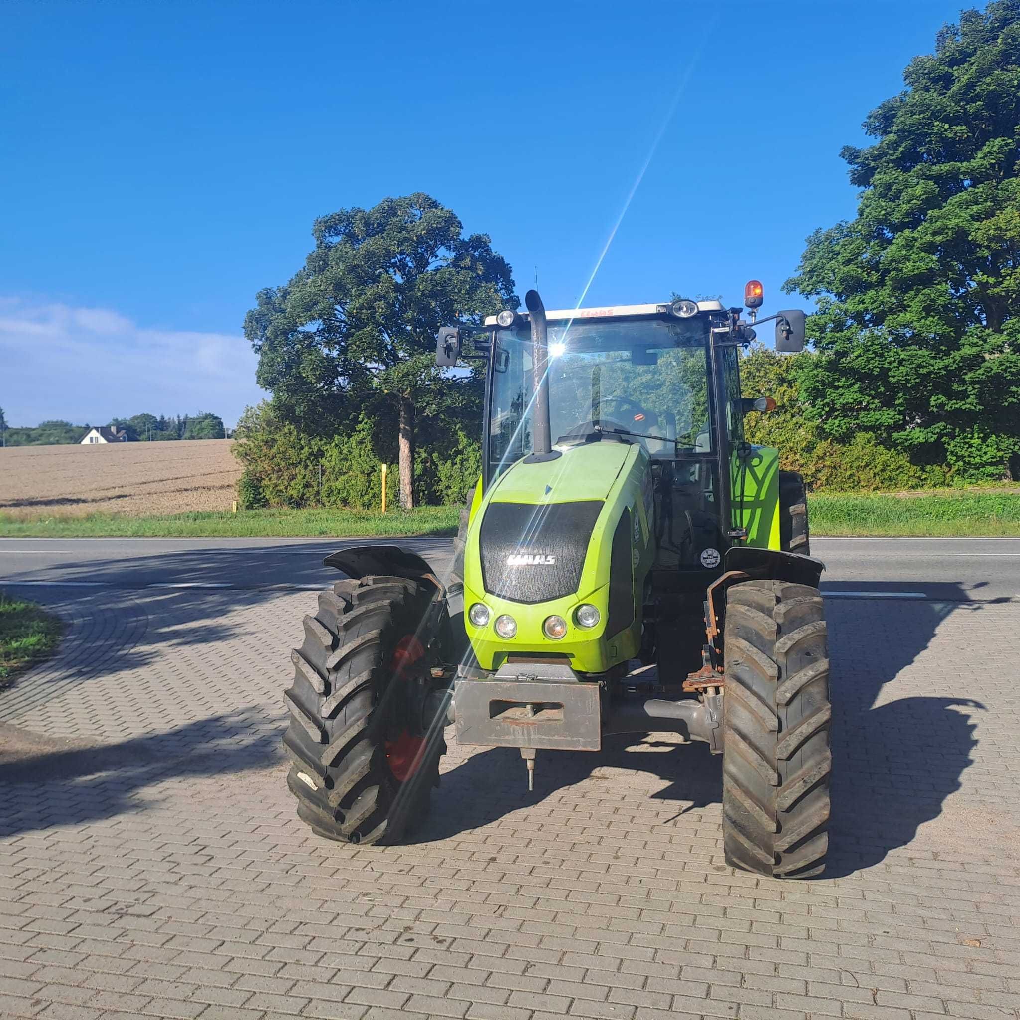 Claas Axos 330 , 2011 rok , 7500h. Stan idealny. Ciągnik Claas Axos