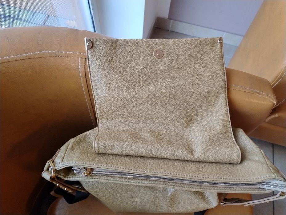 Torebka. listonoszka Nobo