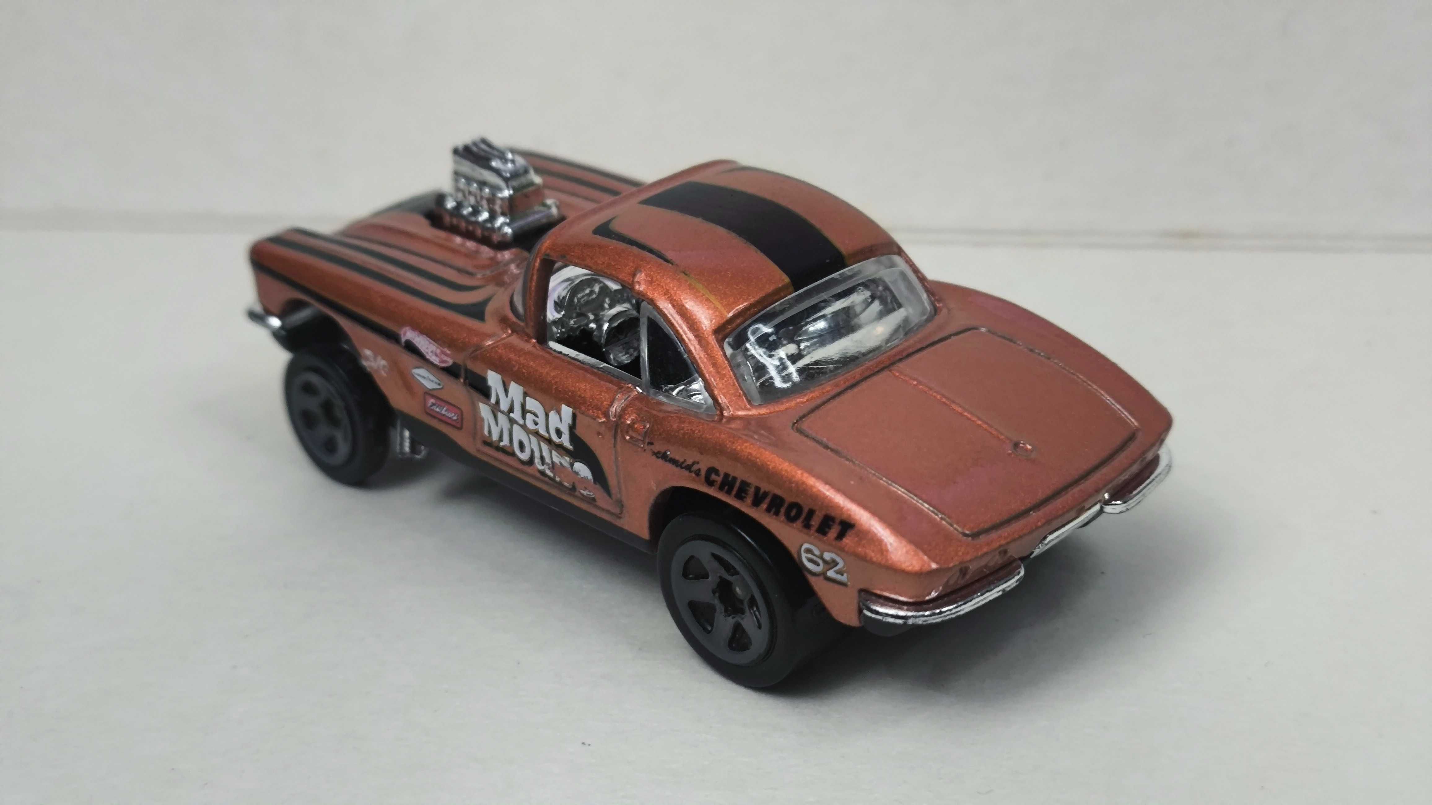 Машинка Chevrolet Corvette 1962 Gasser Hot Wheels