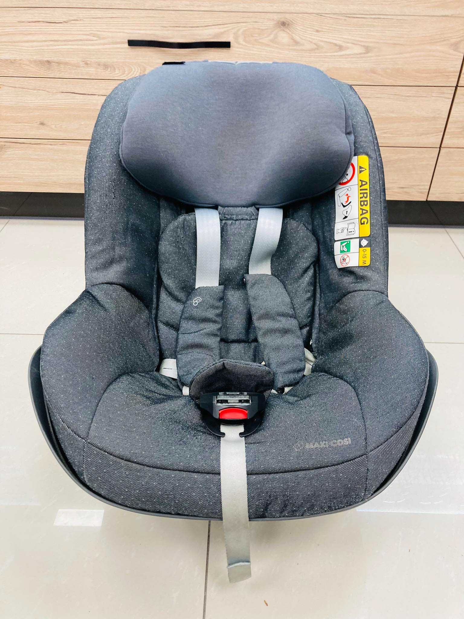 Fotelik Maxi Cosi 2Way Pearl 9-18kg + baza Family Fix