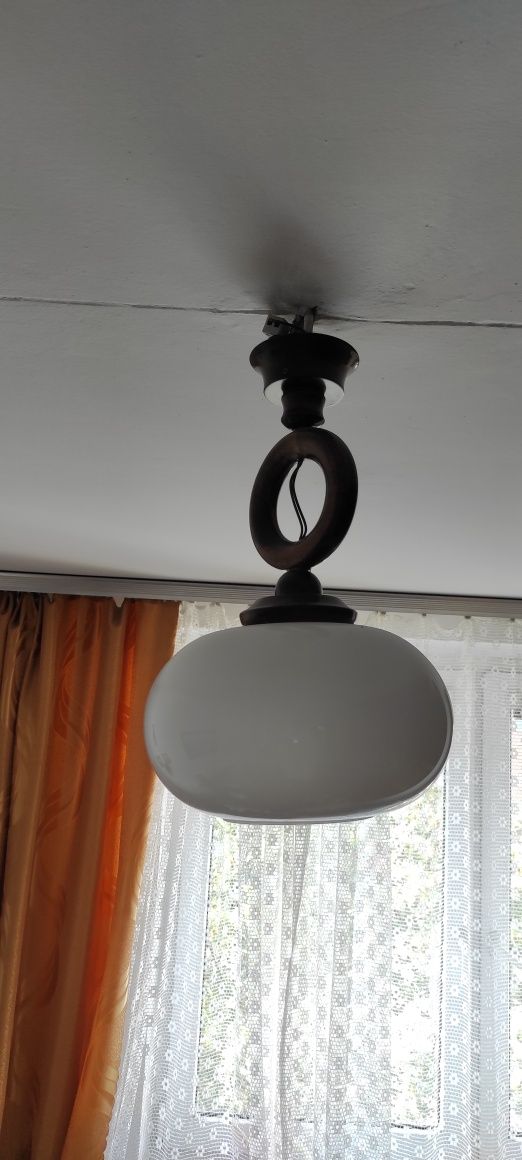 Lampa sufitowa drewniana PRL