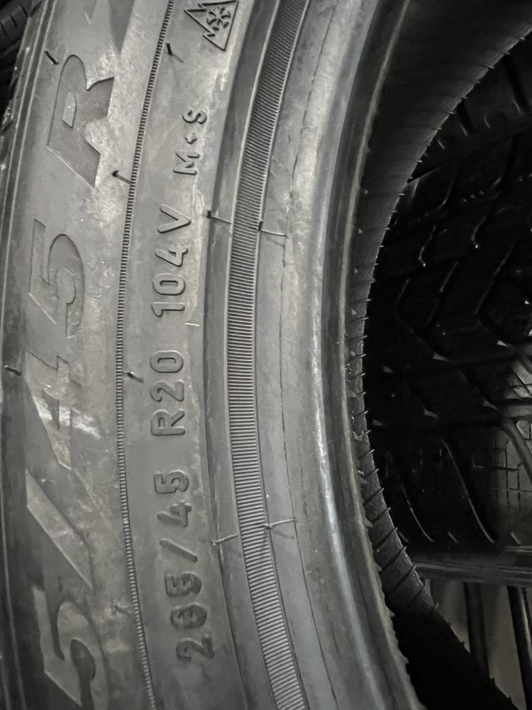 265/45/20+235/50/20 R20 Pirelli Scorpion Winter 4шт новые зима