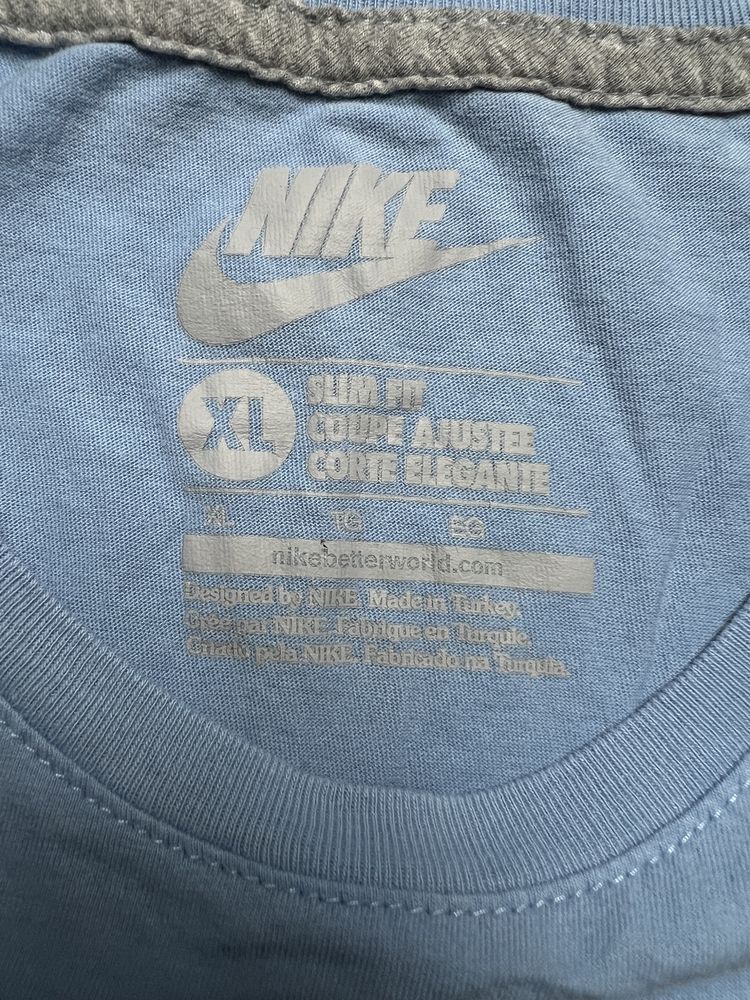 Nike tee Central logo Koszulka Nike