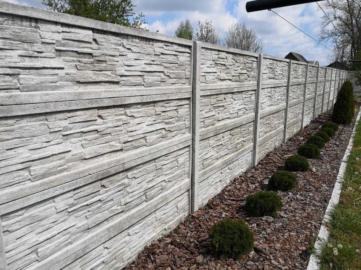 Ogrodzenie Betonowe Cegiełka/Piaskowiec w Ramce