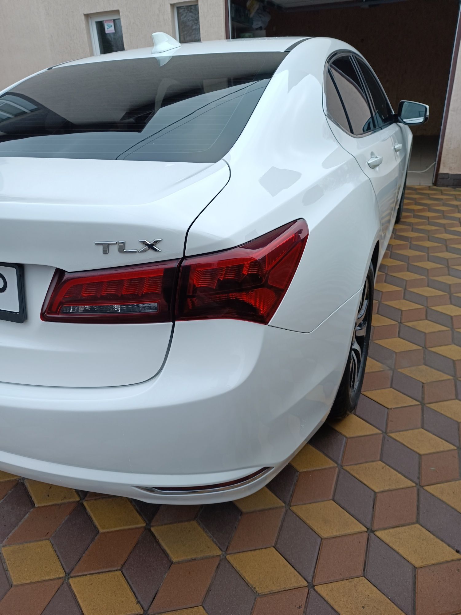 Продам  автомобіль Акуру ТLX