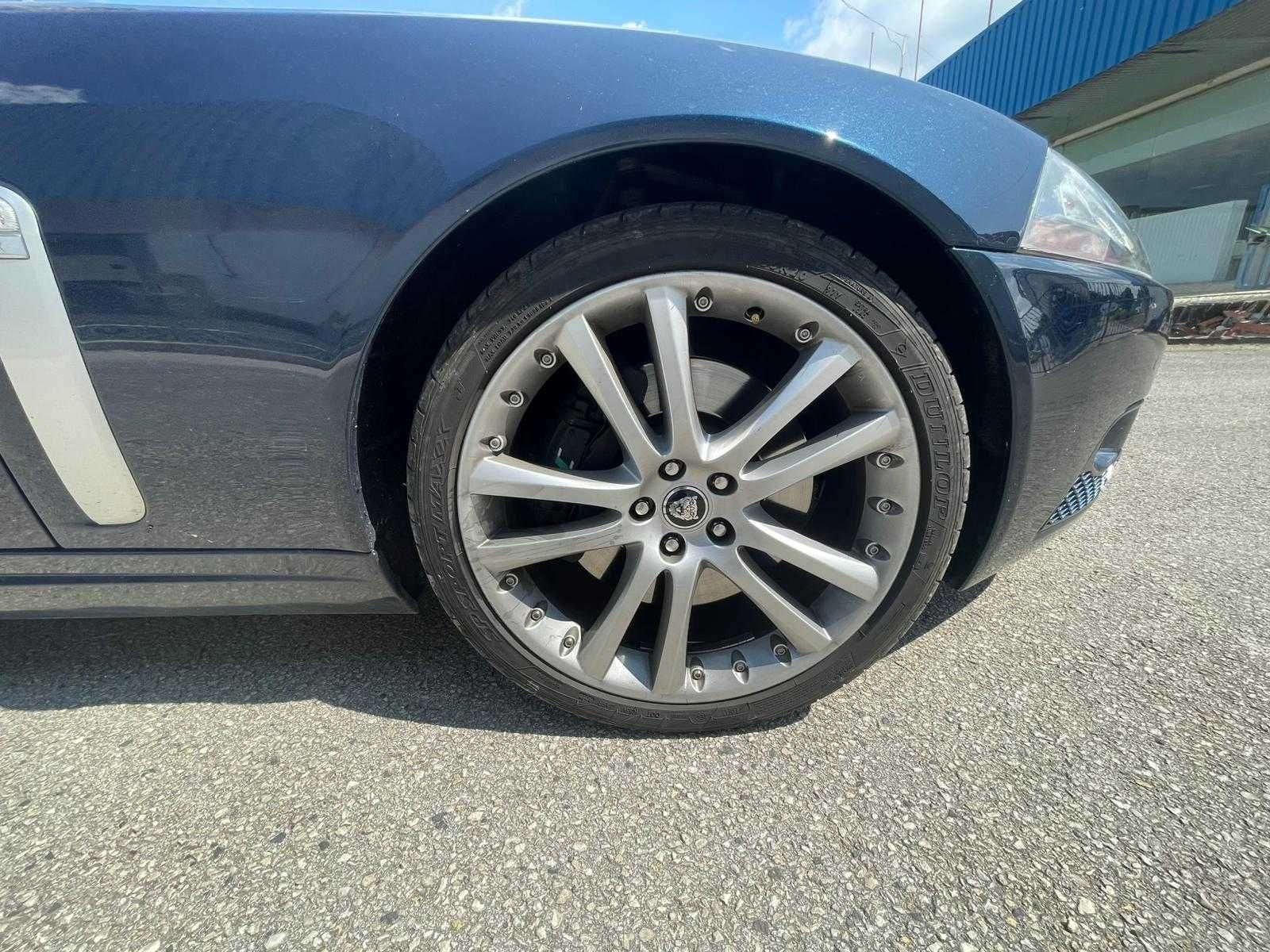 Jaguar XKR V8 4.2 Imaculado